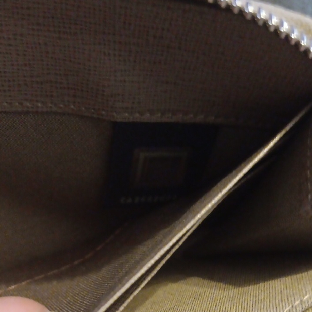 Fendi Full Zip Around Tan Women's Wallet (EUC) - Picture 5 of 13